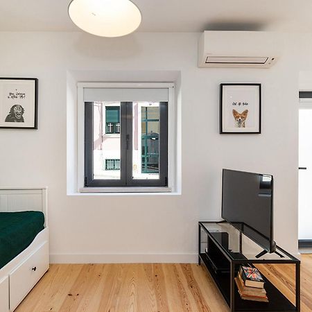 Design And Bright Studios Near Pasteis De Belem ลิสบอน ภายนอก รูปภาพ