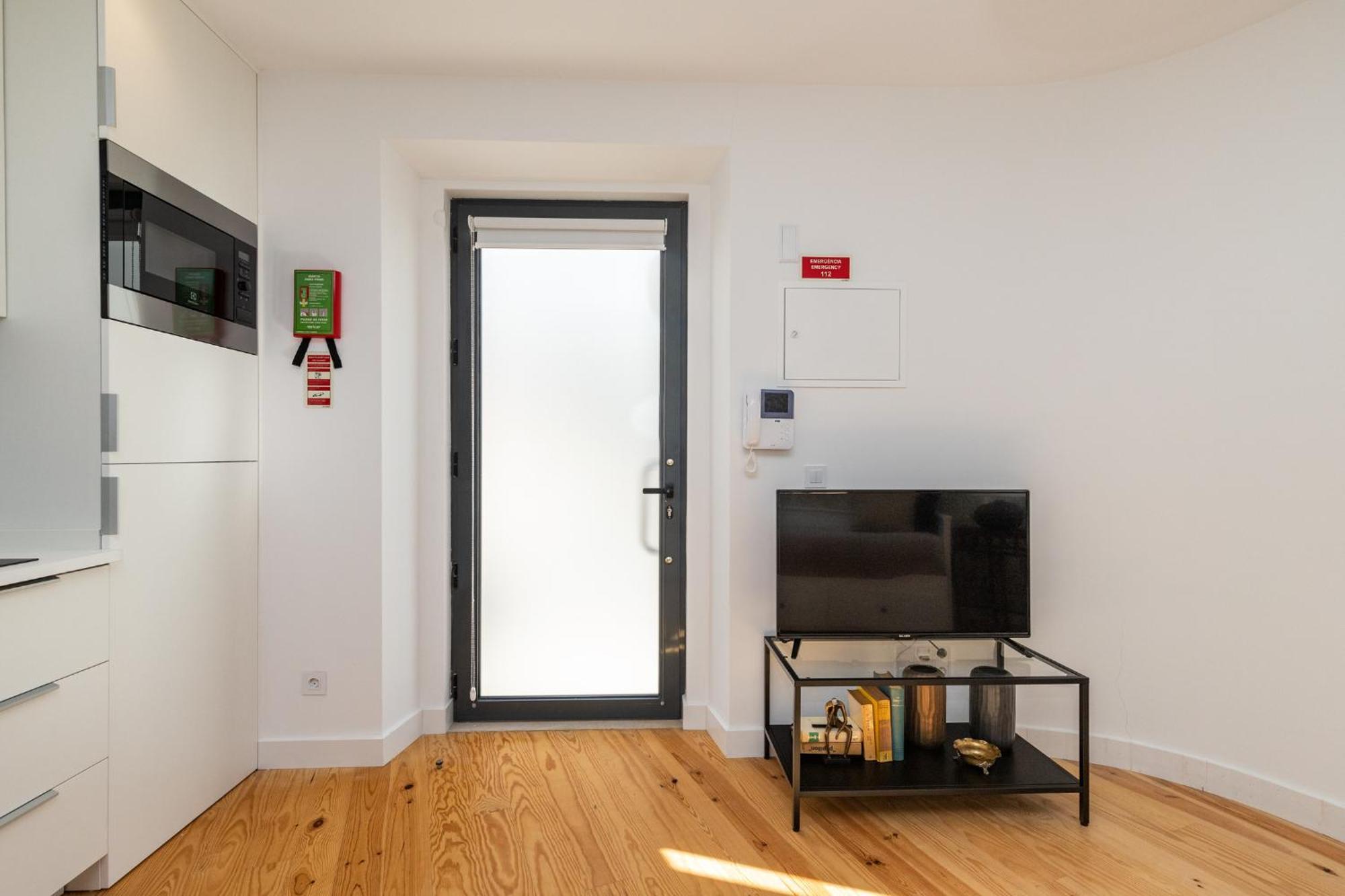 Design And Bright Studios Near Pasteis De Belem ลิสบอน ภายนอก รูปภาพ